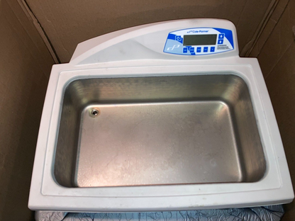 Cole Parmer Model 08895-91 Ultrasonic Bath with Heater & Digital Timer 5.5 gal.