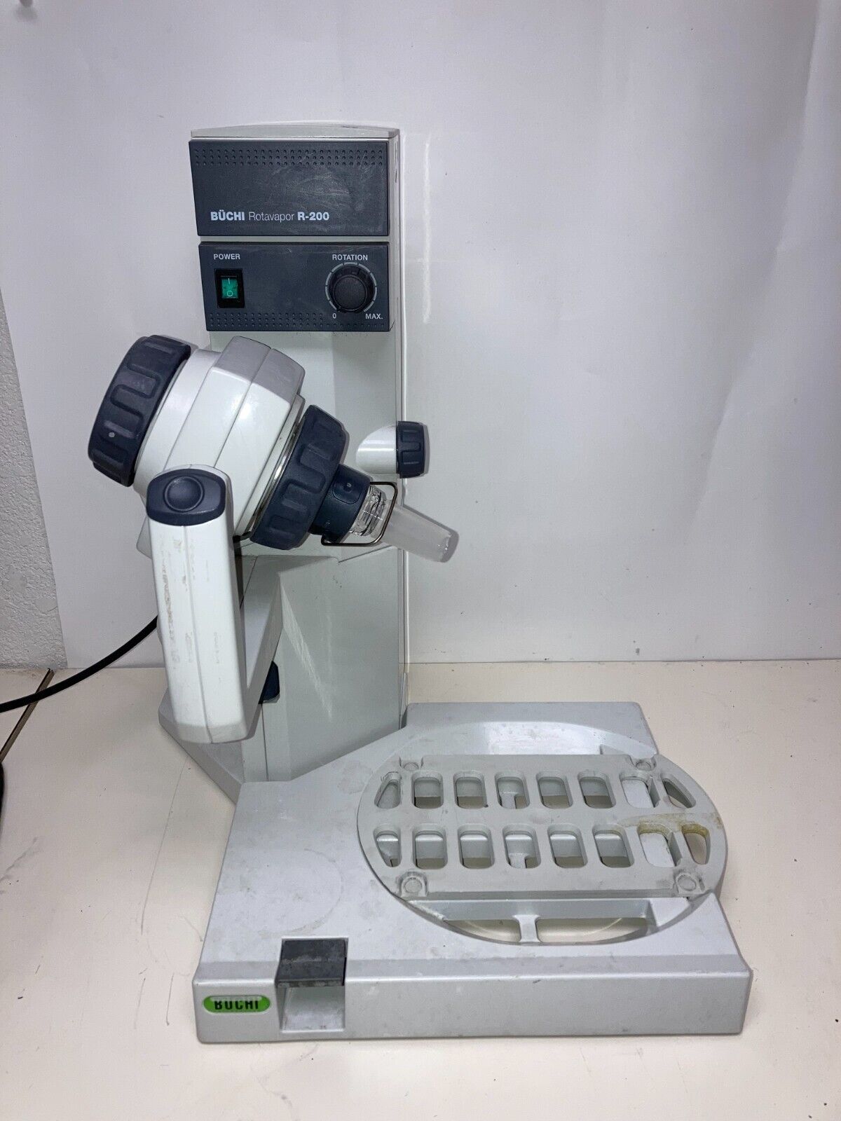 Buchi R-200 Rotavapor Rotary Evaporator with Vapor Duct