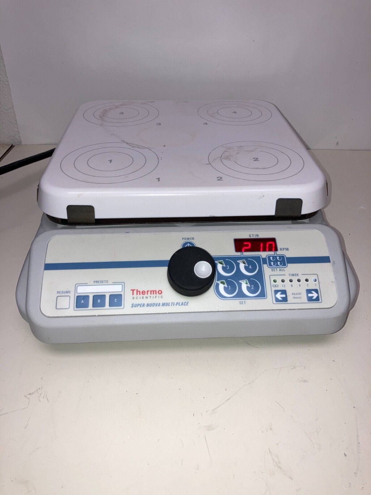 Thermo Scientific S136030-33Q Super Nuova Multi-Position Magnetic Stirrer 220VAC