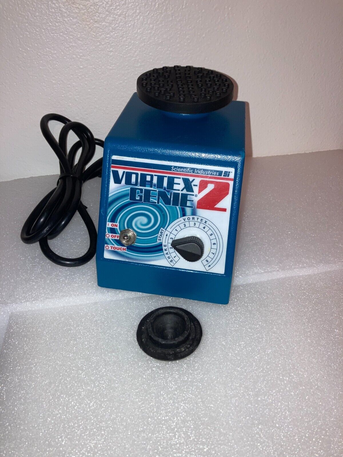 Scientific Industries G560 Vortex Genie 2 Variable-Speed Vortex Mixer 2 Platform