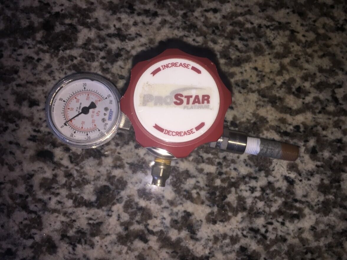 Praxair ProStar Platinum PRS402510 Gas Regulator 3000 PSI Max Inlet