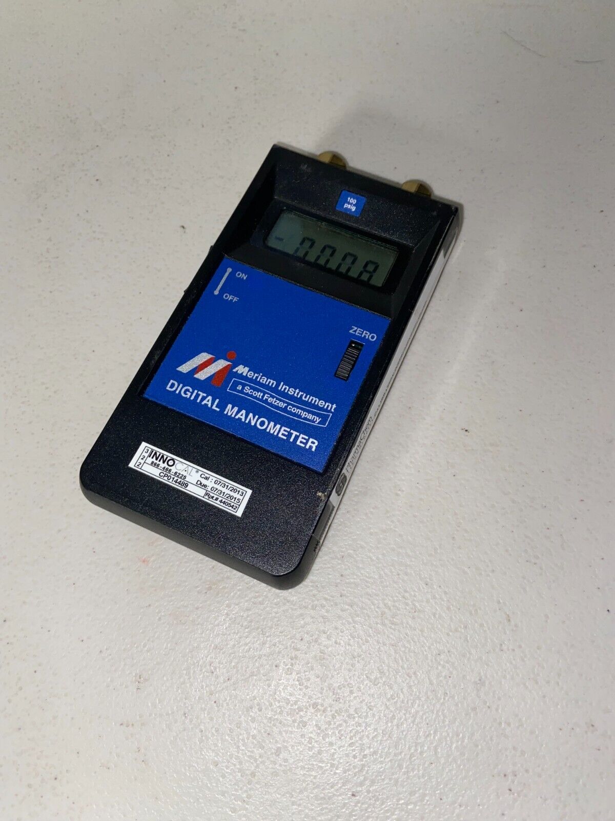 MERIAM INSTRUMENT D0100P DIGITAL MANOMETER