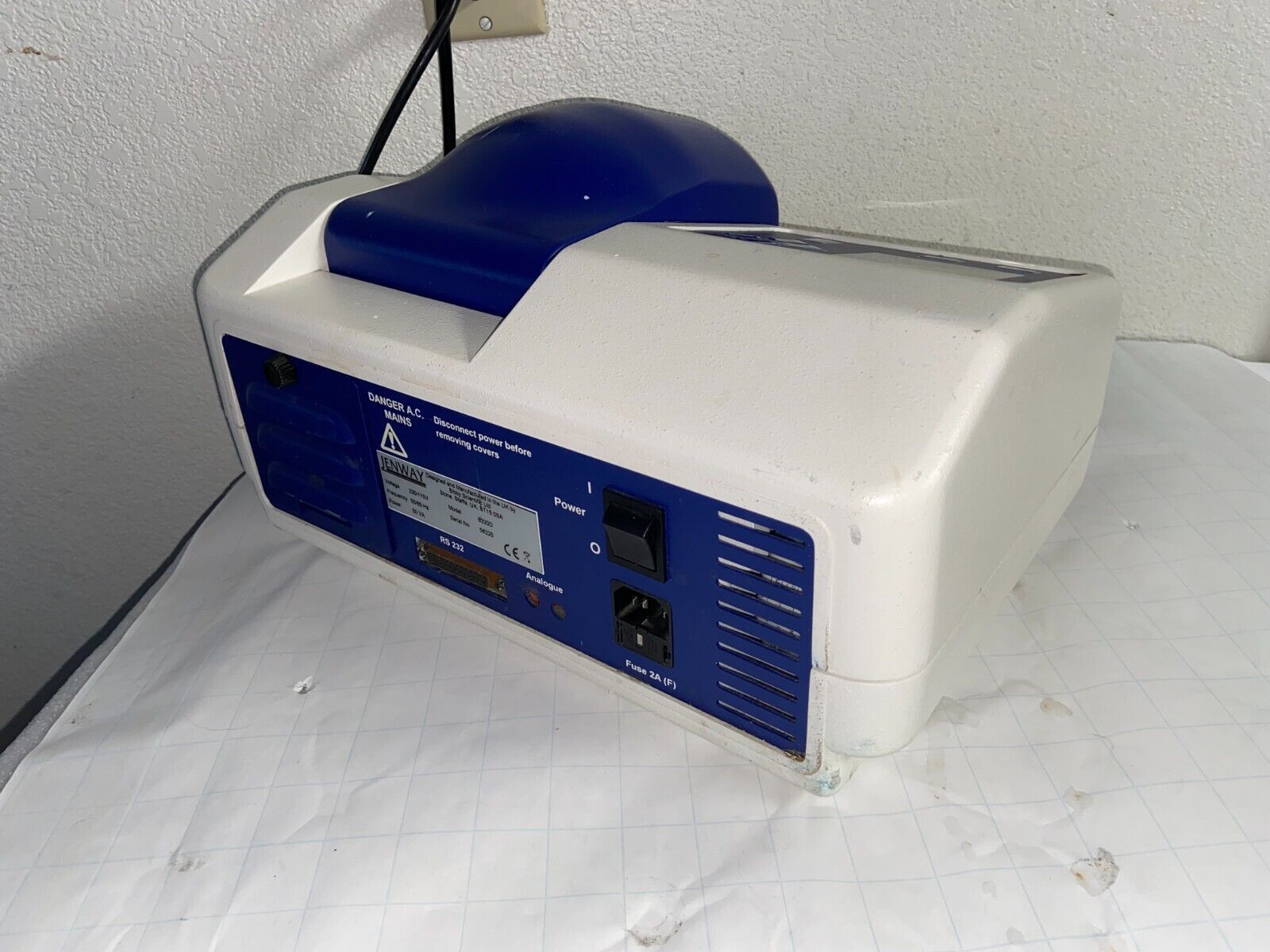 Cole-Parmer Jenway 6320D Visible Spectrophotometer