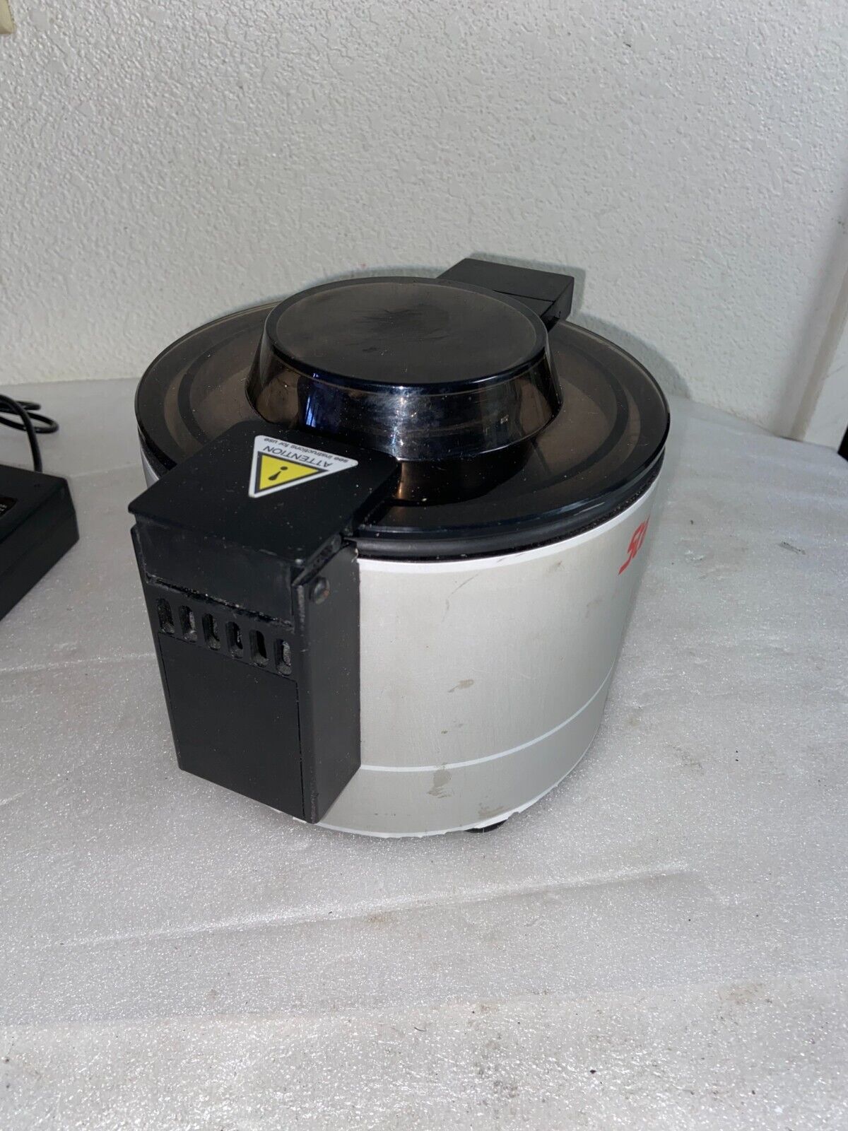 StatSpin Express Model M500-22 Primary Tube Centrifuge with RTX4 Rotor