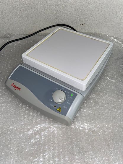 Fisher Scientific ISOTEMP 7" x 7" Hotpate Ceramic Top  540 Celcius