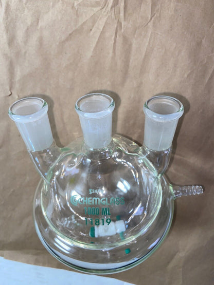 Chemglass 1000ml 3-Neck Jacketed Reaction Vessel