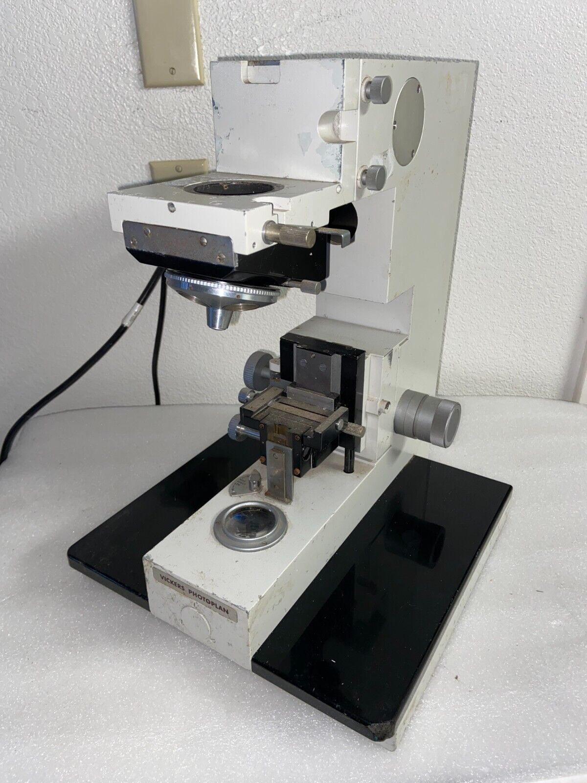 Vickers Photoplan Microscope, Incomplete for Parts or Repair