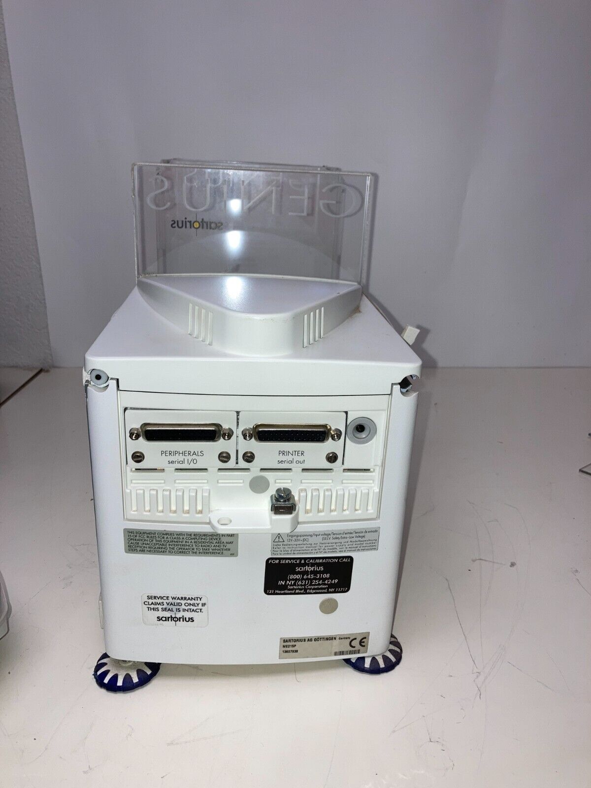 Sartorius Genius Analytical Balances - BROKEN GLASS, NO POWER SUPPLY