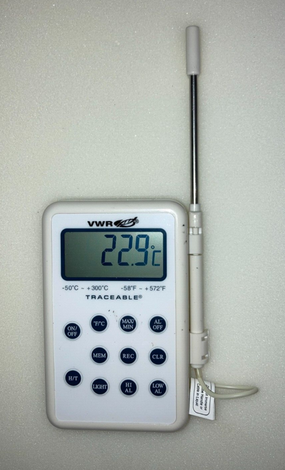 NEW OPEN BOX VWR 15551-000 Traceable Digital Memory/Waterproof Thermometer