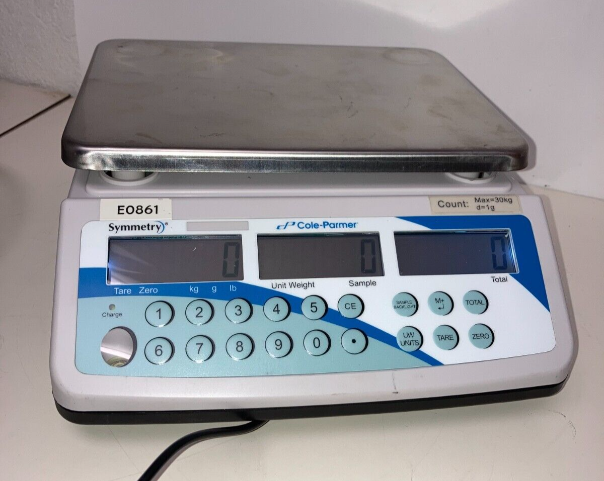 Cole-Parmer Symmetry CS Series Counting Scale, 30kg x 1g Readability - 10000-68