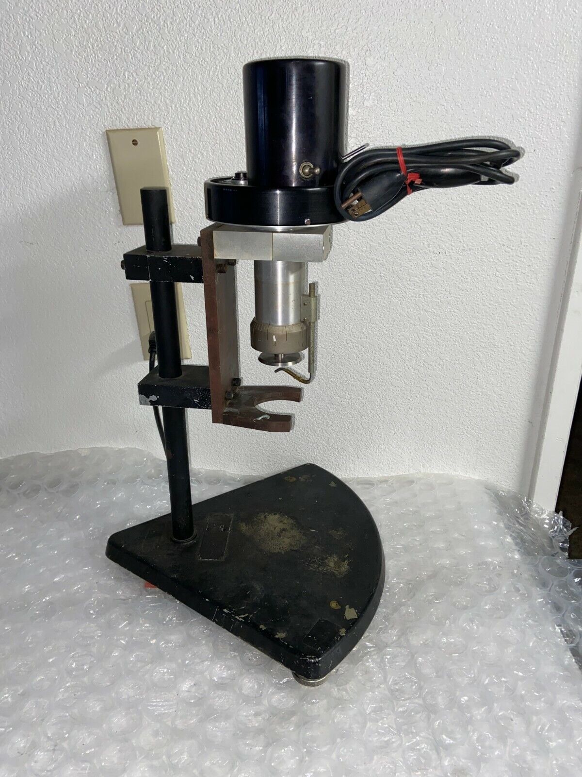 Brookfield LVT Cone Spindle Viscometer with Stand and CP-42 Cone Spindle