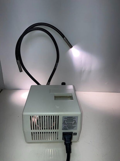 Cole-Parmer 41723 Series Fiber Optic Illuminator with Dual Gooseneck - NEW LAMP