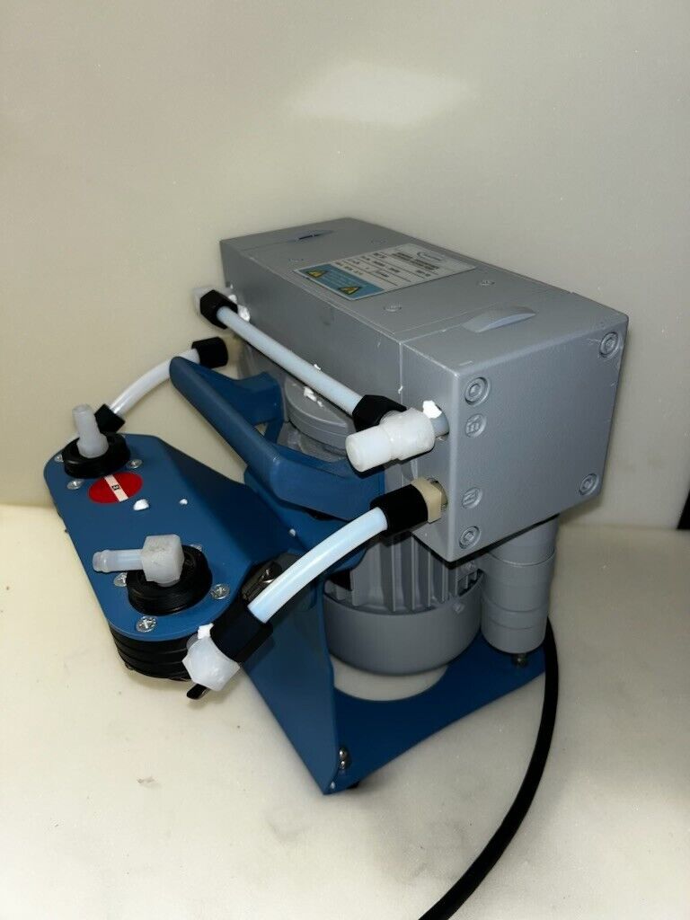 Vacuubrand MZ 2C Chemistry Diaphragm Vacuum Pump System