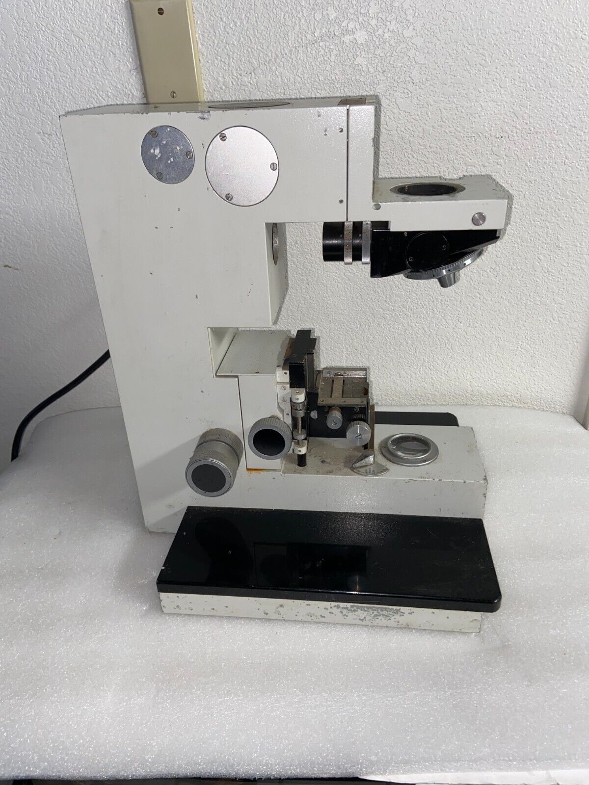 Vickers Photoplan Microscope, Incomplete for Parts or Repair