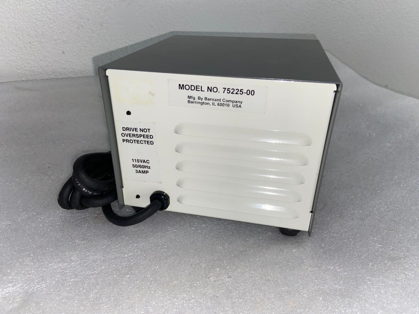 NEW Cole Parmer Pump Drive 75225-00 Variable Flow Console Drive 115VAC