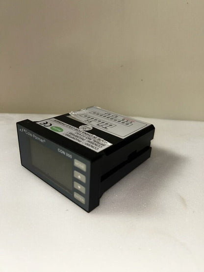 Cole-Parmer CON 300 Conductivity/Resistivity/Temperature 1/8-DIN Controller