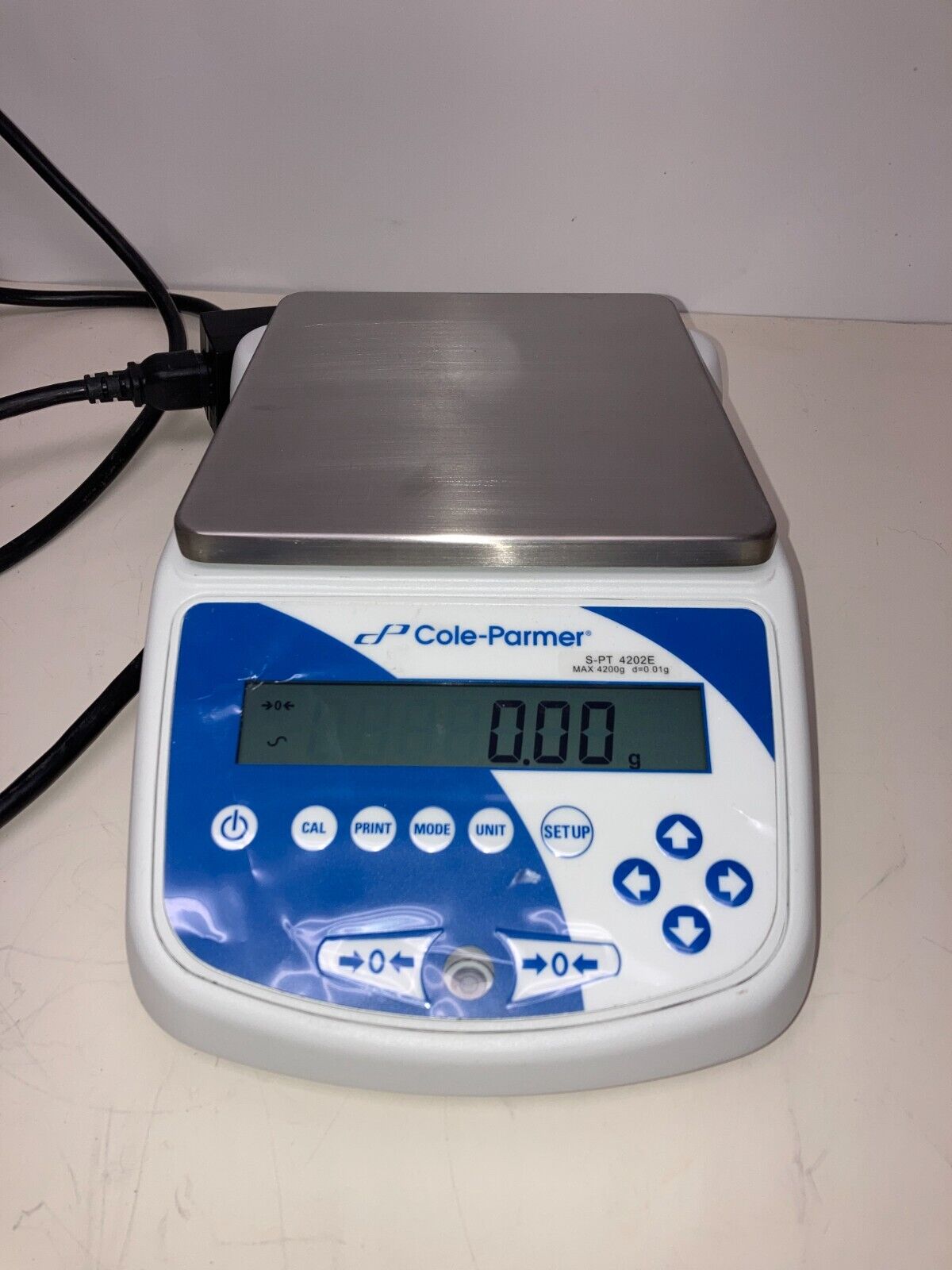 NEW Cole-Parmer PT - 4202E PT-Series Precision Toploading Balance, 4200g x 0.01g