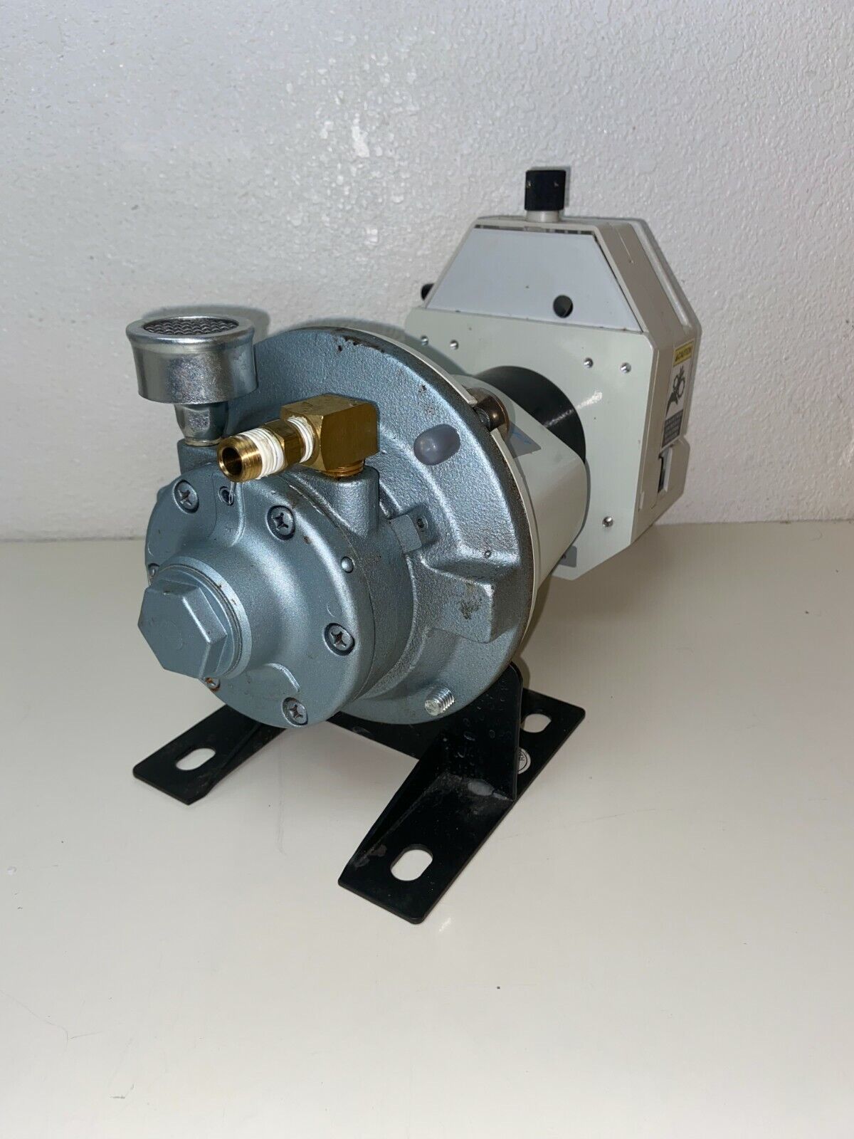 MasterFlex I/P Variable-Speed Air-Powered Drive Model 7589-30 with 77601-00 Head