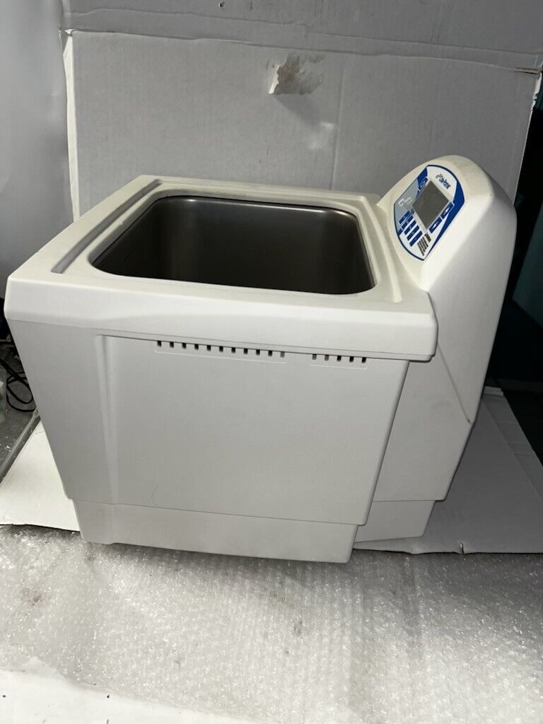 Cole Parmer Model 08895-75 Ultrasonic Bath with Heater & Digital Timer 2.5 gal.